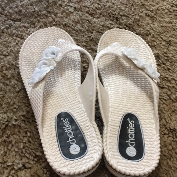 Shoes - Picture 4 of 4